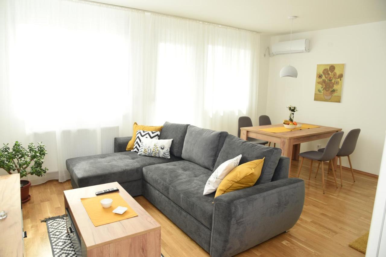 Suncokret Apartmani 洛兹尼察 外观 照片