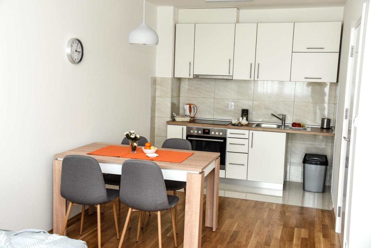 Suncokret Apartmani 洛兹尼察 外观 照片