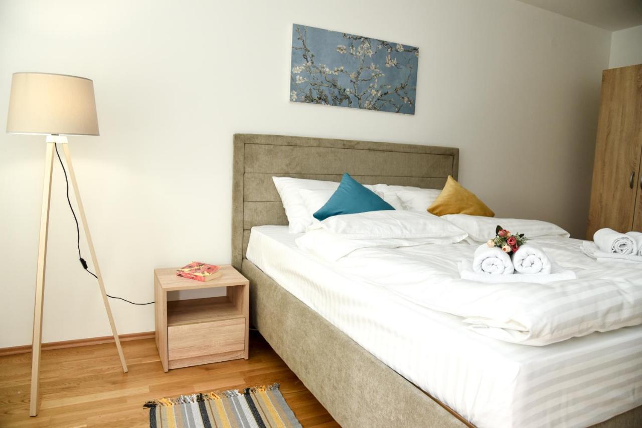 Suncokret Apartmani 洛兹尼察 外观 照片