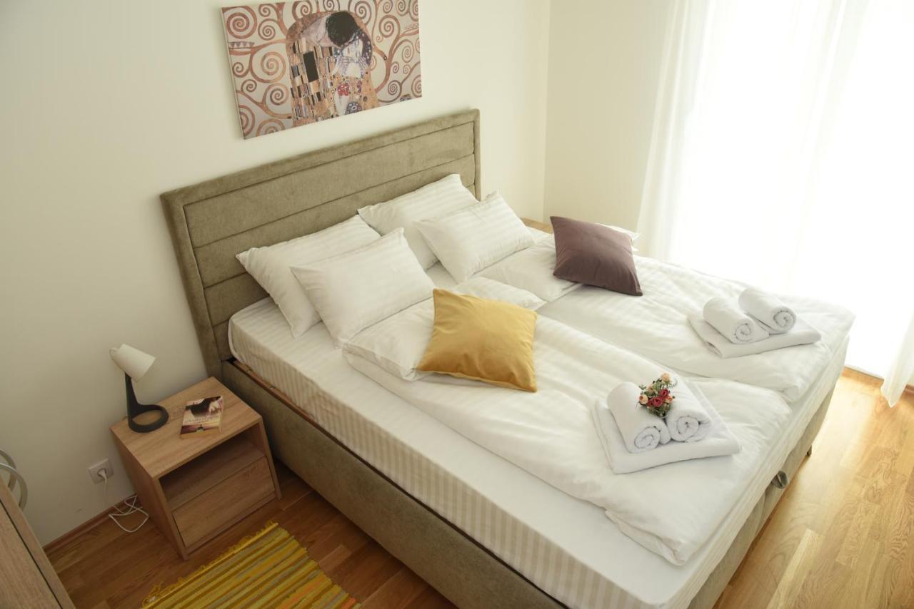 Suncokret Apartmani 洛兹尼察 外观 照片