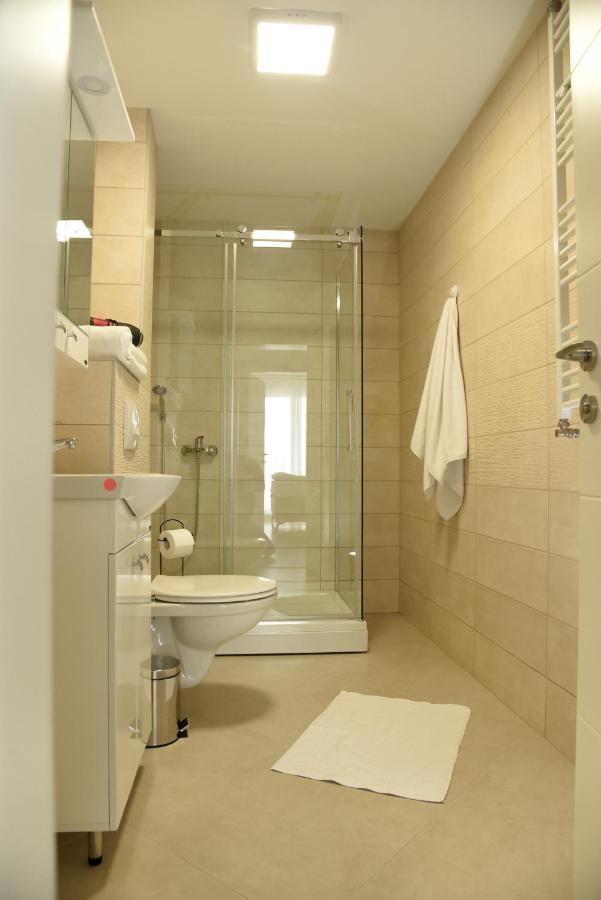 Suncokret Apartmani 洛兹尼察 外观 照片